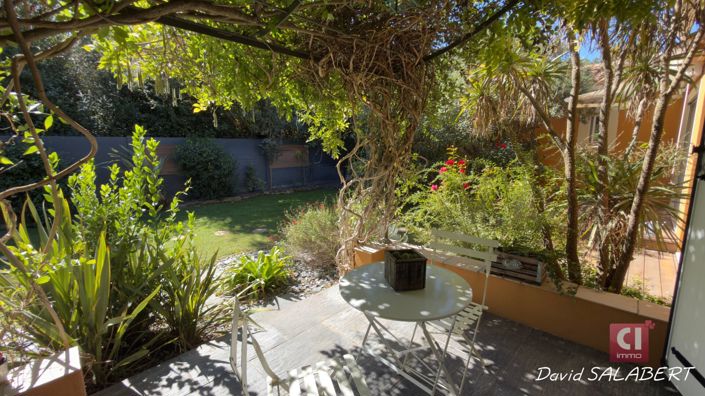 Image No.15-4 Bed House for sale