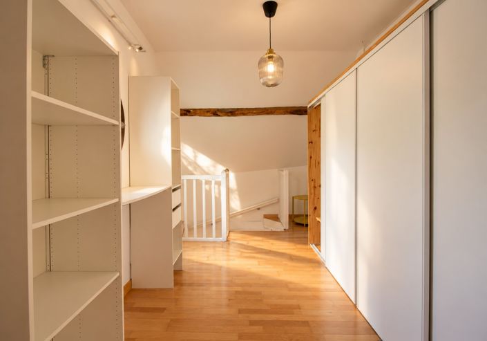 Image No.15-3 Bed House for sale