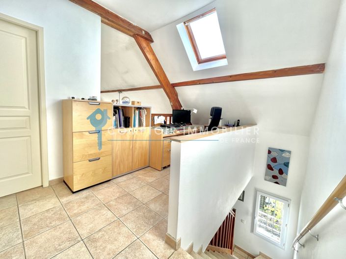 Image No.11-6 Bed House for sale