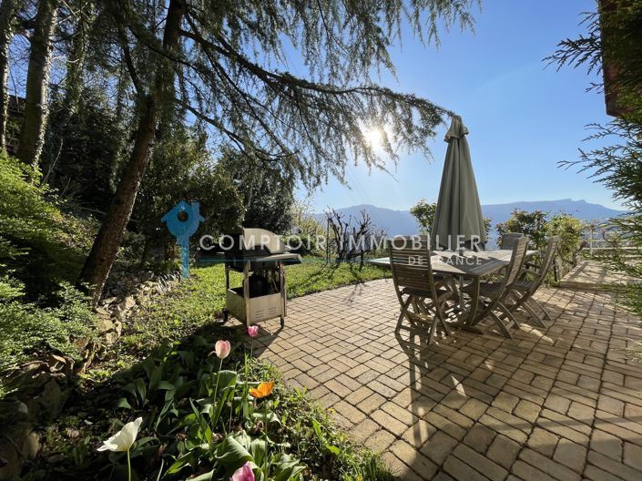 Image No.15-6 Bed House for sale