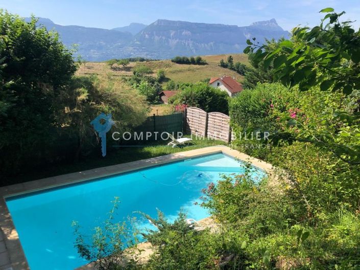 Image No.4-6 Bed House for sale