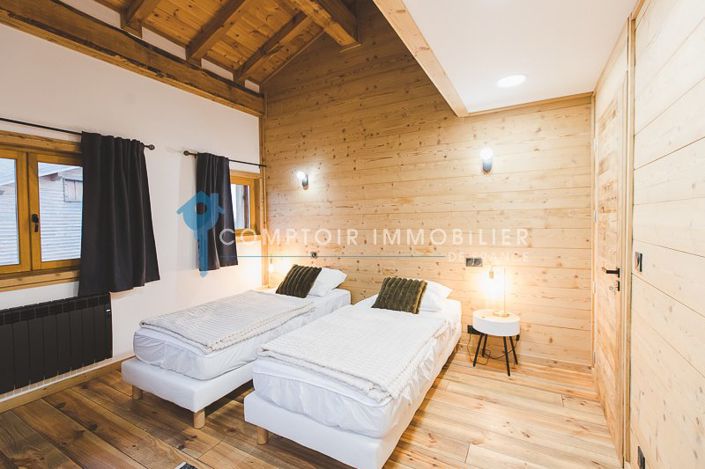 Image No.48-8 Bed House for sale