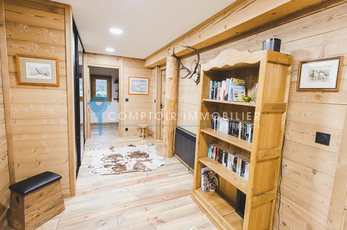 Image No.56-8 Bed House for sale