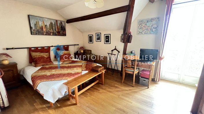 Image No.21-6 Bed House for sale