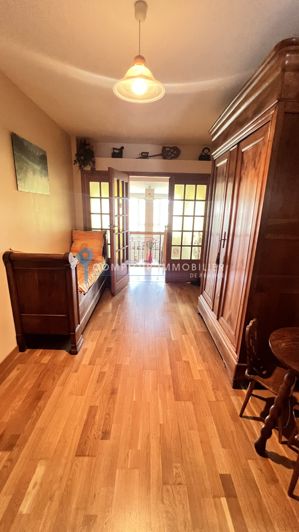 Image No.23-6 Bed House for sale