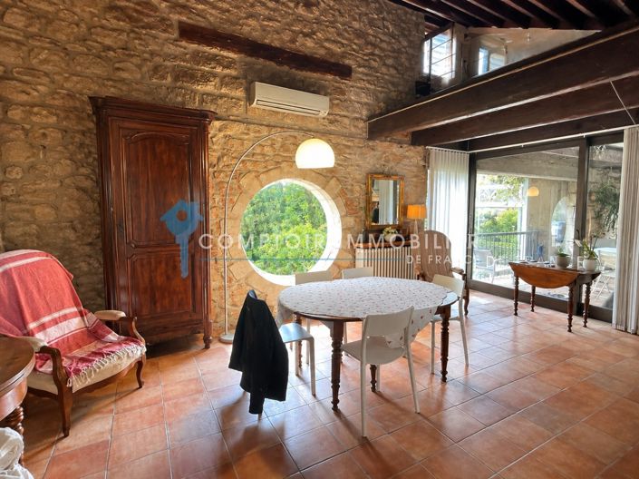 Image No.2-5 Bed House for sale
