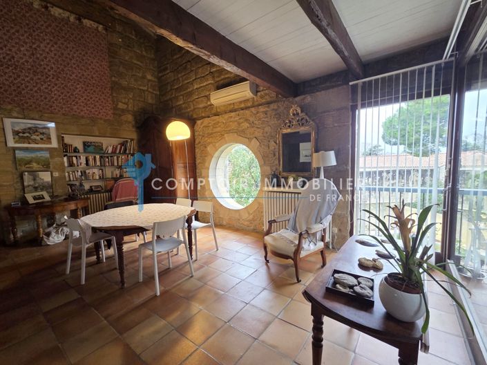 Image No.4-5 Bed House for sale