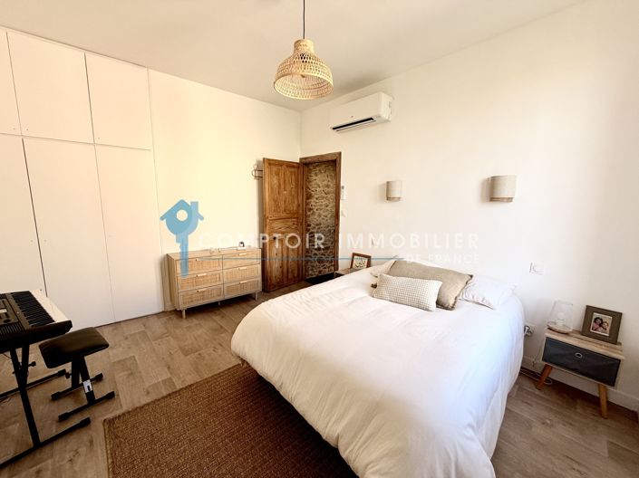 Image No.17-5 Bed House for sale