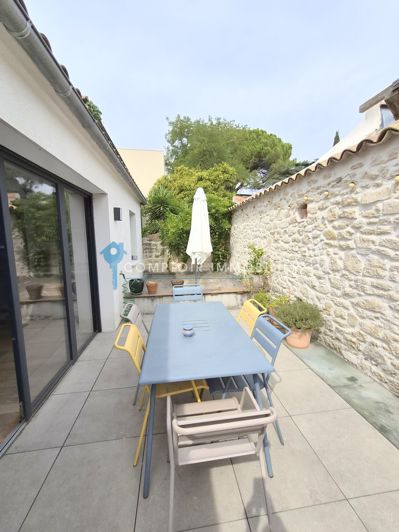 Image No.3-4 Bed House for sale