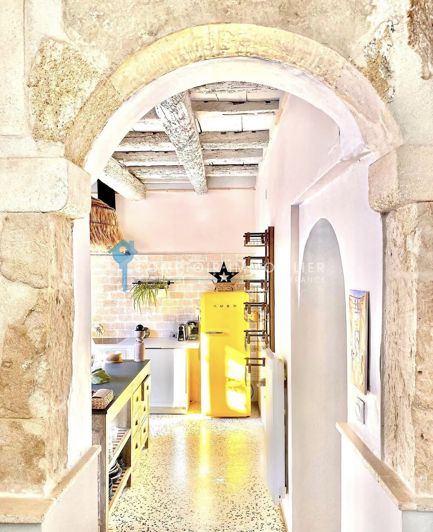 Image No.6-6 Bed House for sale