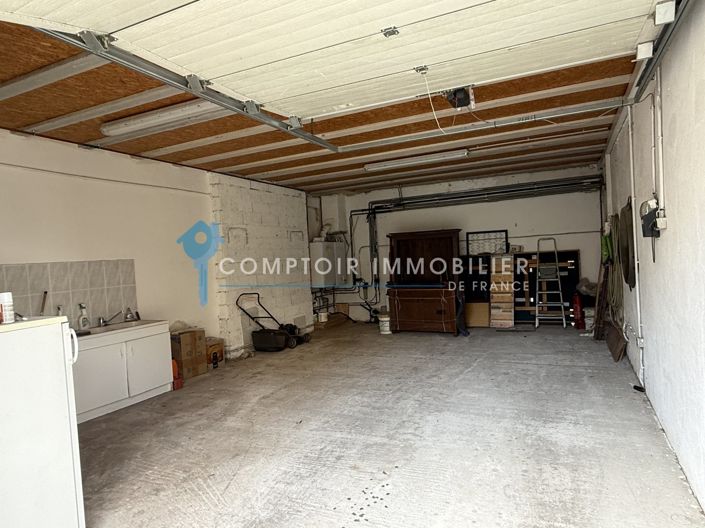 Image No.20-4 Bed House for sale