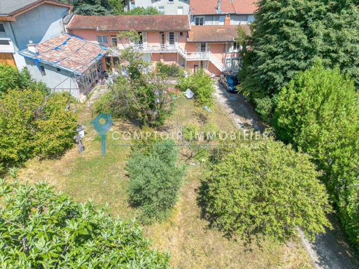Image No.2-5 Bed House for sale