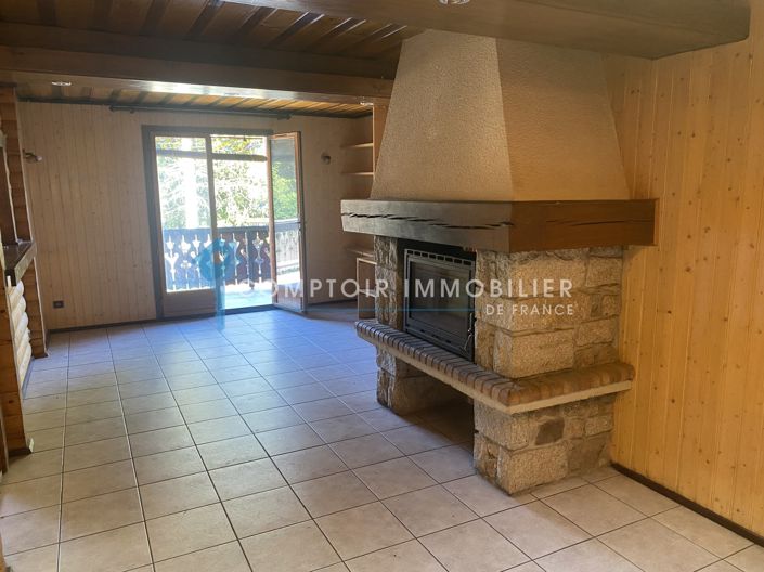 Image No.3-8 Bed House for sale