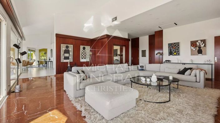 Image No.5-4 Bed House for sale