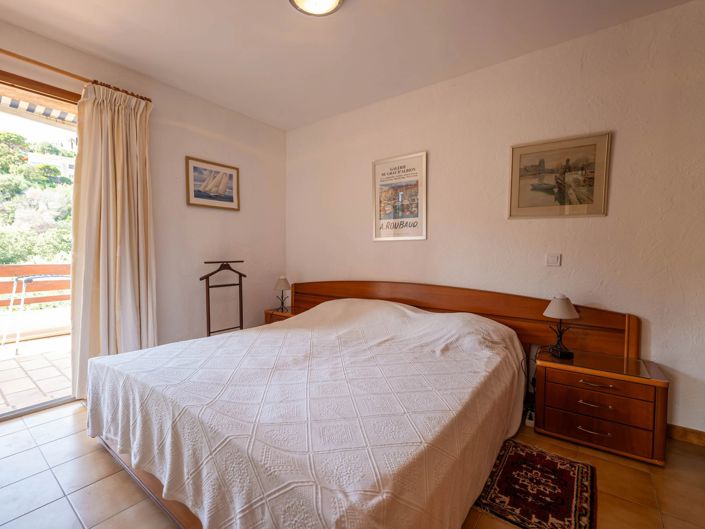 Image No.11-4 Bed House for sale