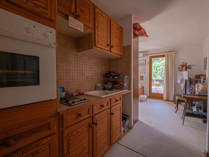 Image No.16-4 Bed House for sale