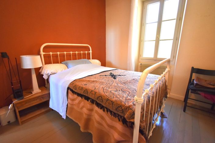 Image No.21-6 Bed House for sale