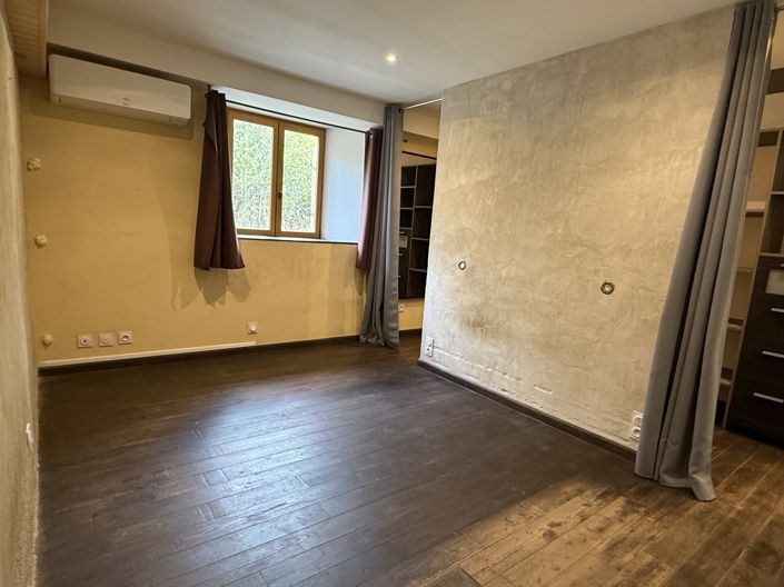 Image No.18-3 Bed House for sale