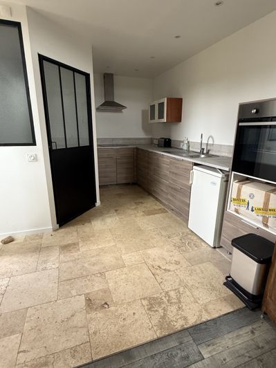 Image No.25-3 Bed House for sale