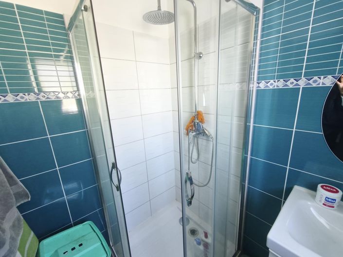 Image No.9-4 Bed House for sale