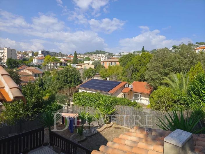 Image No.5-3 Bed House for sale
