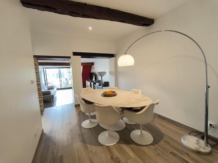 Image No.6-5 Bed House for sale