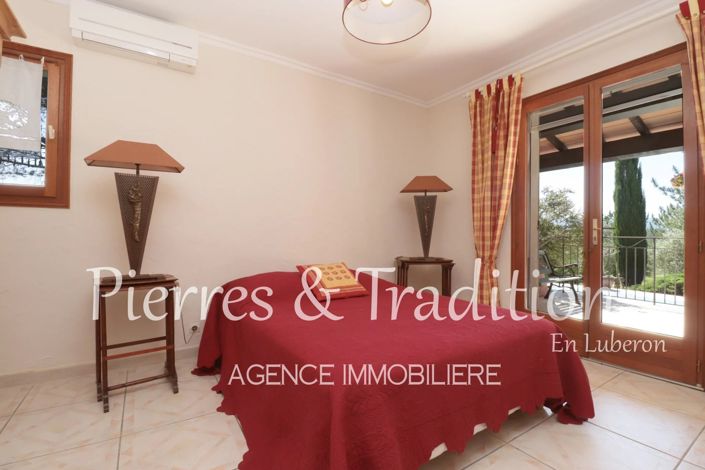 Image No.7-4 Bed House for sale