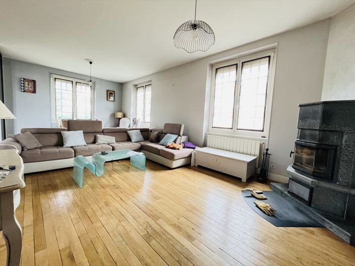 Image No.3-5 Bed House for sale