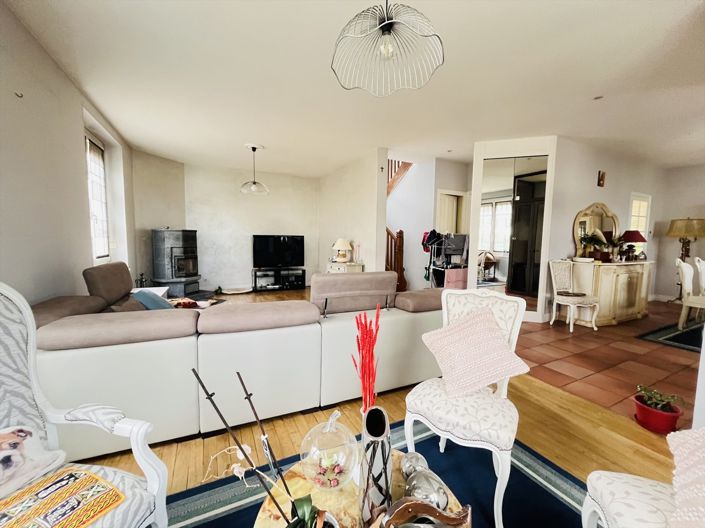 Image No.4-5 Bed House for sale