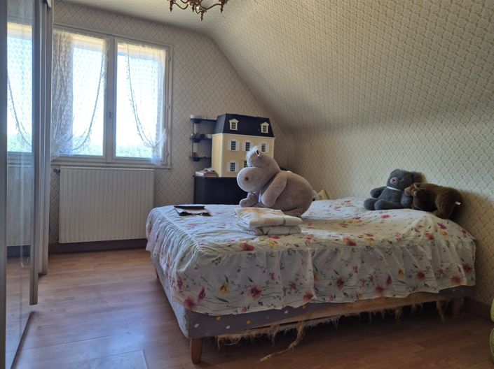 Image No.9-4 Bed House for sale