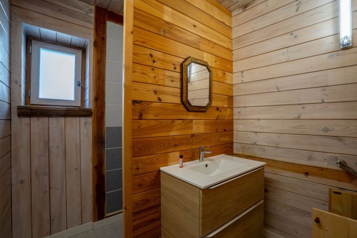 Image No.7-1 Bed House for sale