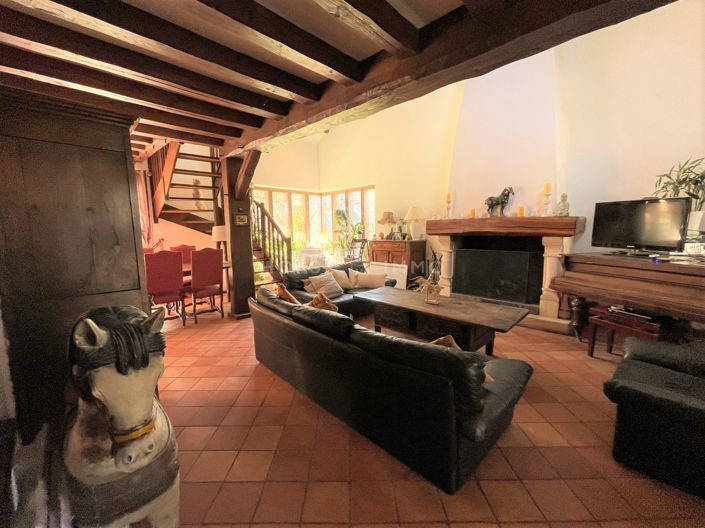 Image No.11-4 Bed House for sale