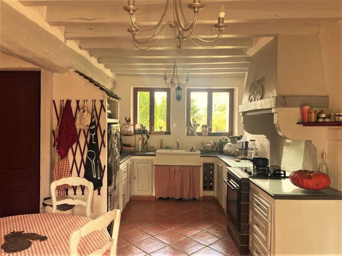 Image No.6-4 Bed House for sale