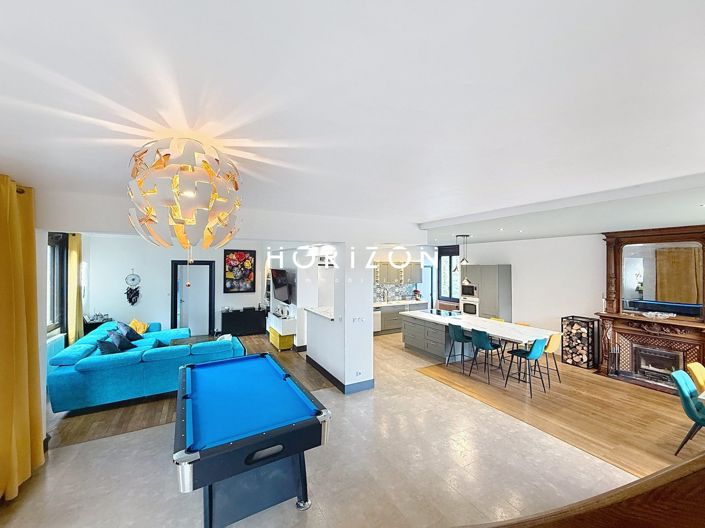 Image No.10-5 Bed House for sale