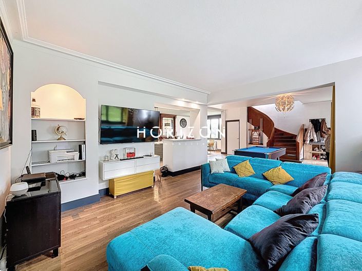 Image No.15-5 Bed House for sale