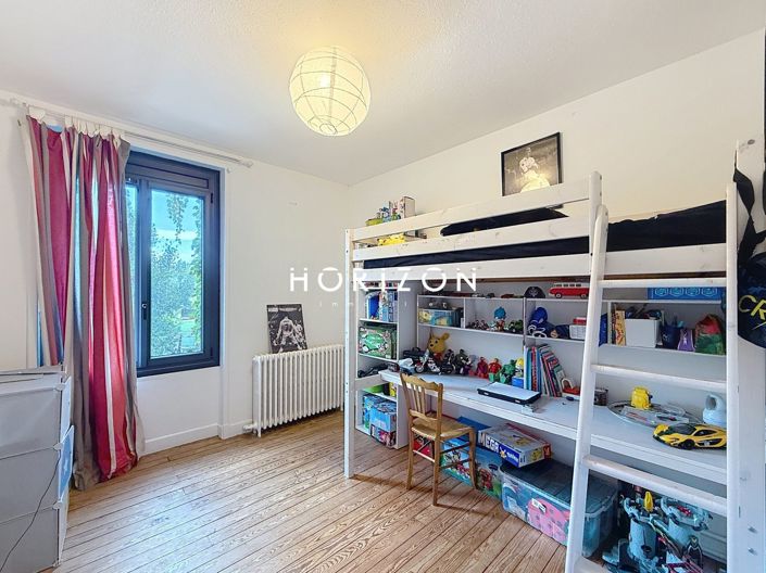 Image No.22-5 Bed House for sale