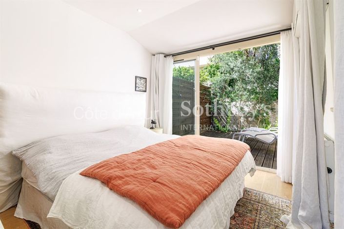 Image No.12-3 Bed House for sale