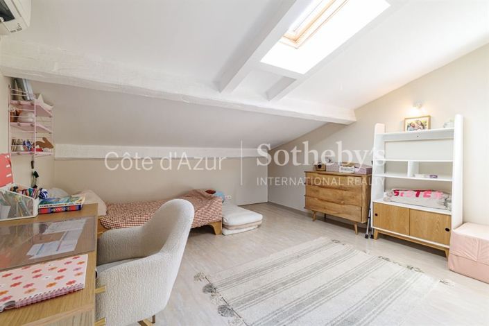 Image No.16-3 Bed House for sale