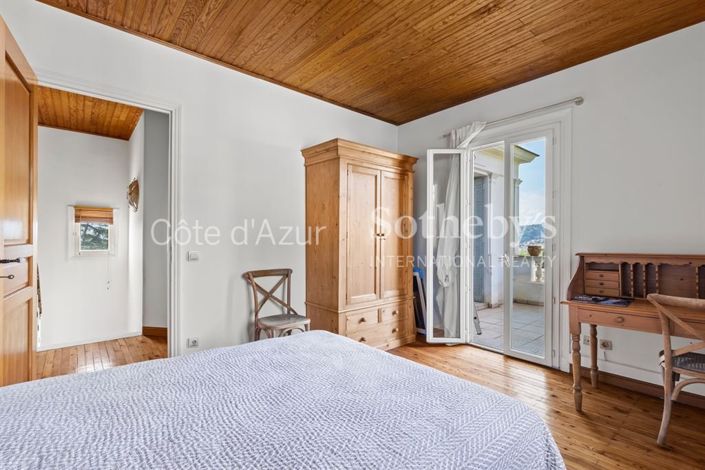Image No.14-3 Bed House for sale