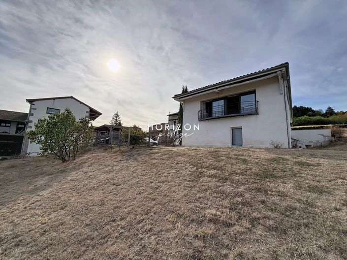 Image No.27-7 Bed Property for sale
