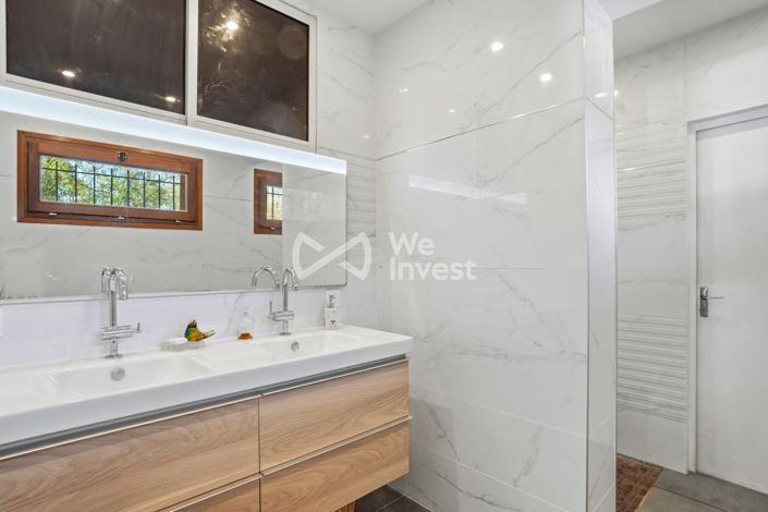 Image No.14-5 Bed House for sale
