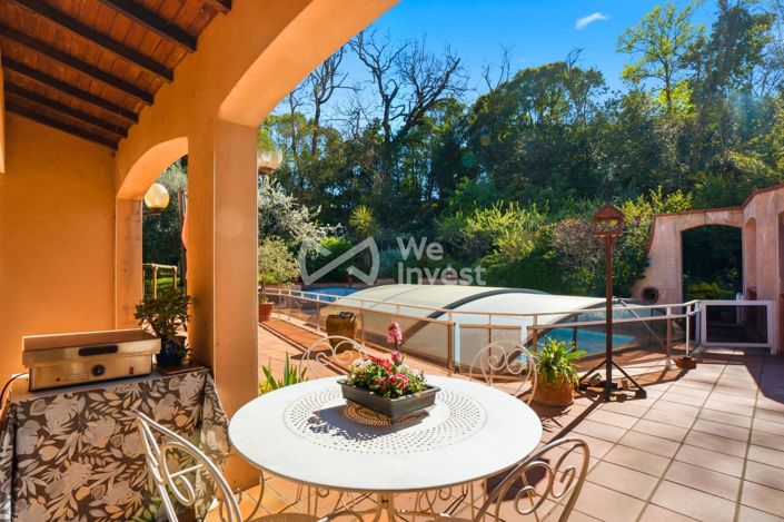 Image No.16-5 Bed House for sale