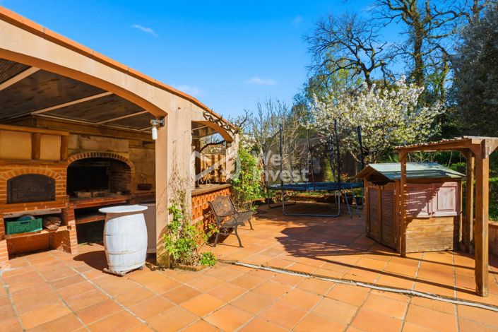 Image No.18-5 Bed House for sale