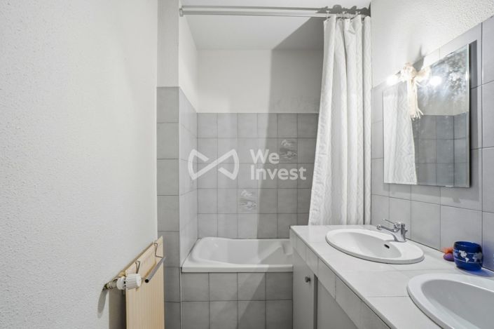 Image No.24-5 Bed House for sale