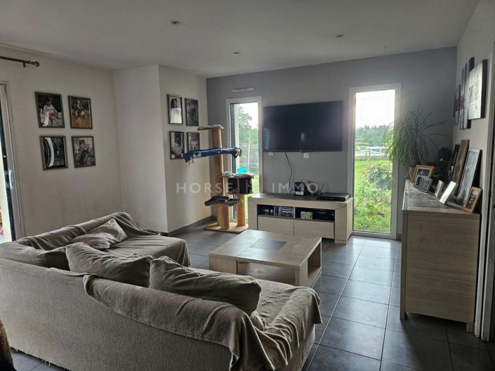 Image No.4-4 Bed House for sale