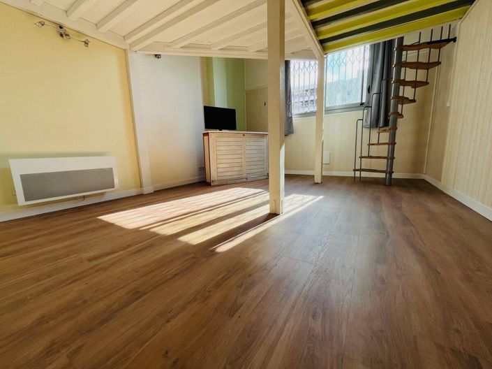Image No.5-1 Bed House for sale