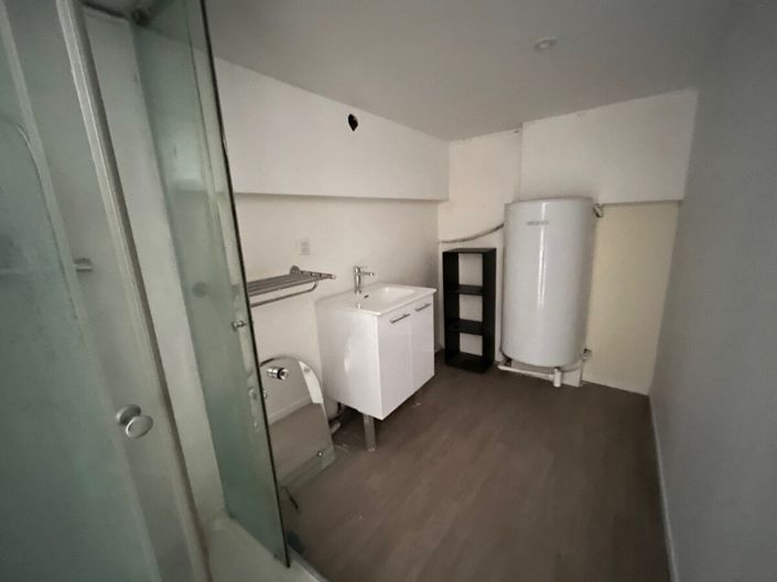 Image No.9-1 Bed House for sale