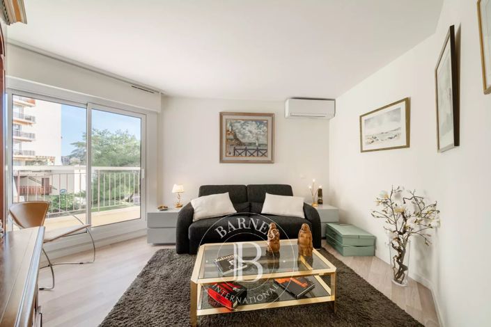 Image No.6-3 Bed Apartment for sale