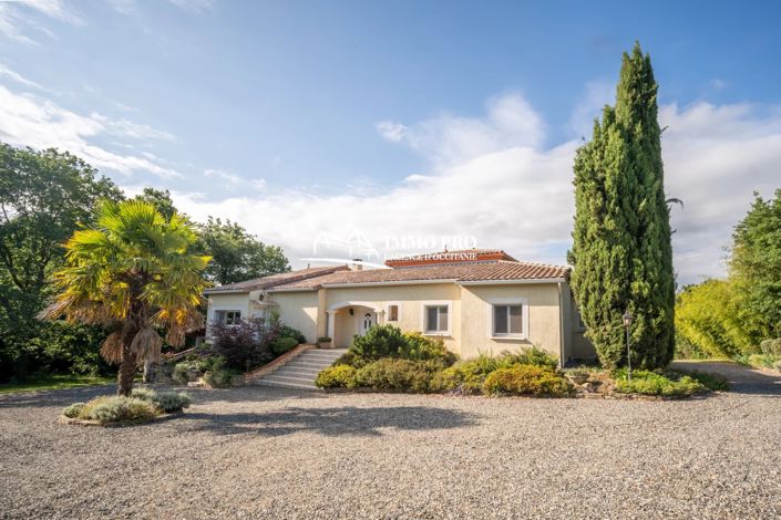 Image No.7-5 Bed House for sale