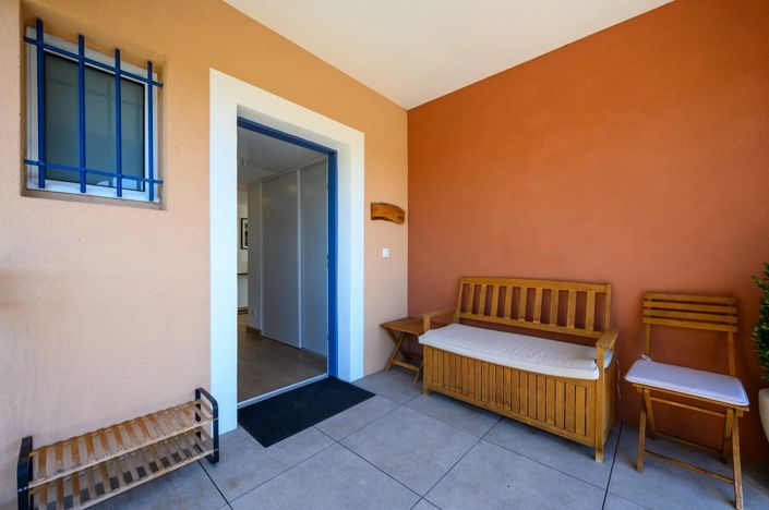 Image No.17-2 Bed Apartment for sale
